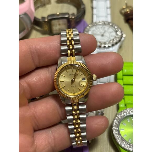 Lot of 11 Women’s Fashion Watches - AS IS for Parts or Repair main image 7